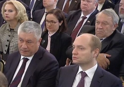 Глава Минвостокразвития Александр Галушка (справа) и глава МВД РФ Владимир Колокольцев