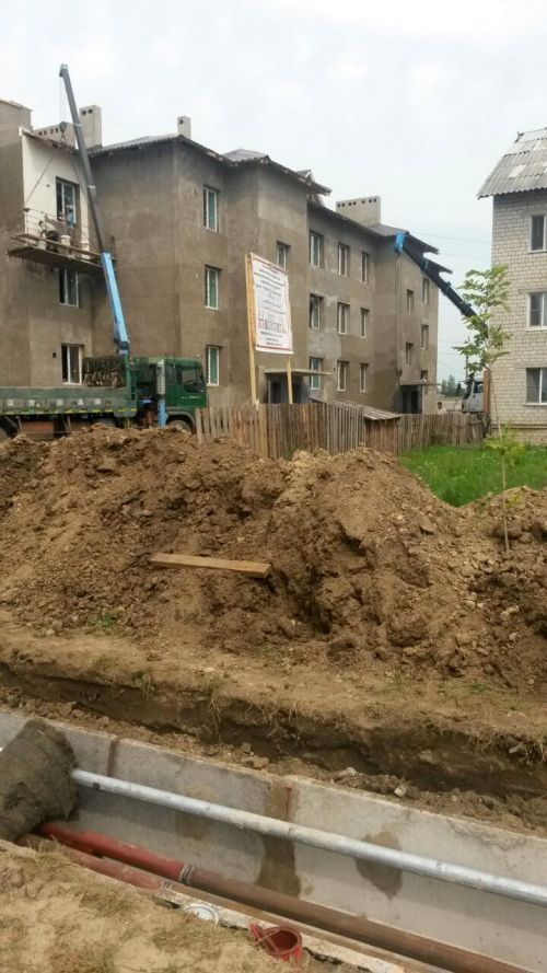 Руководитель фирмы «Дельта» Иван Проходцев построил многоквартирный дом в п. Приамурский для подтопленцев за свой счет и никакой компенсации не получил