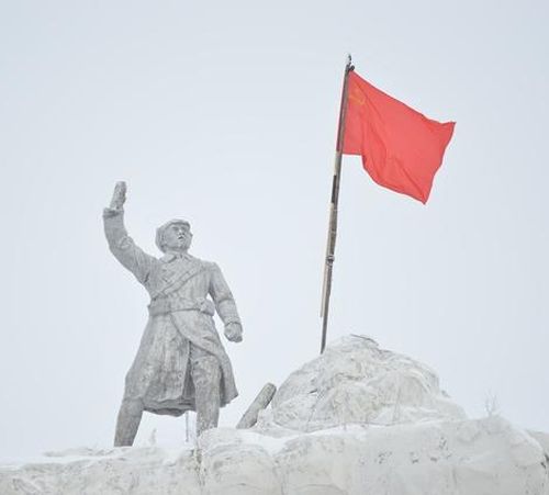 Мемориал и музей (фрагмент) на Волочаевке, ныне не действующий