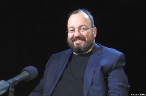 Станислав Белковский