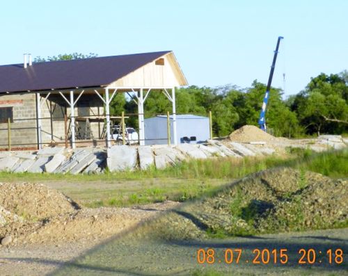 Стройка на участке директора МУПа Бородина