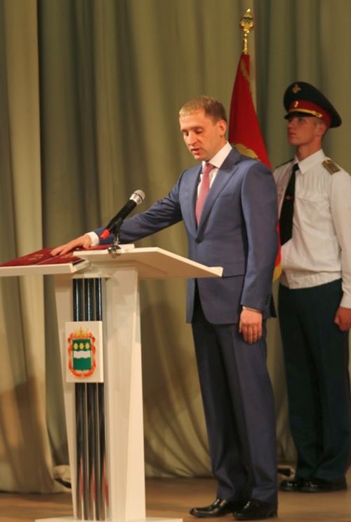 Александр Козлов дает присягу