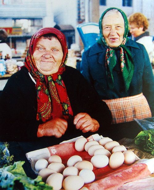 На рынке. Фото Сергея Балбашова.