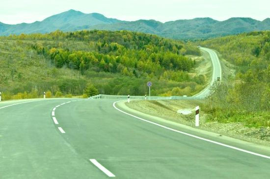 Пока содержание дорог в районах области оценено на «двойку»