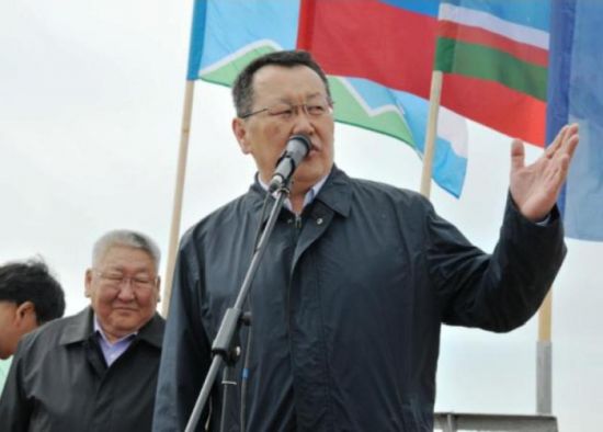 Глава Якутии Егор Борисов и генеральный директор «Сахатранснефтегаза» Иван Макаров