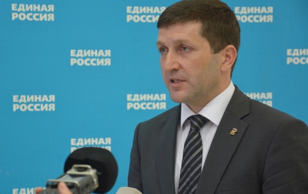 Борис Гладких вошел в состав комитета Госдумы по энергетике. Кстати, там в свое время работал депутат Госдумы от Хабаровского края Евгений Галичанин, которого руководство Хабаровского края еще при Викторе Ишаеве выдавило, сиречь «изгнало» из состава парламентариев, как «не оправдавшего доверие». Фото пресс-службы ХРО ЕР