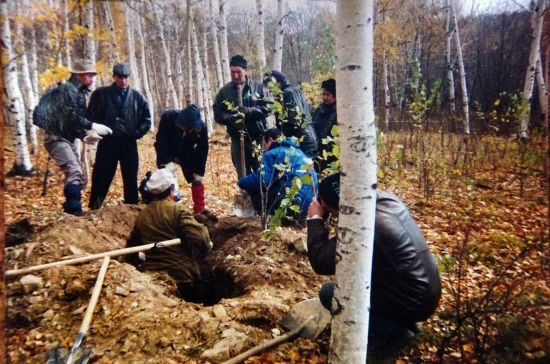 Пиваньское захоронение, 1998 год. Фото автора