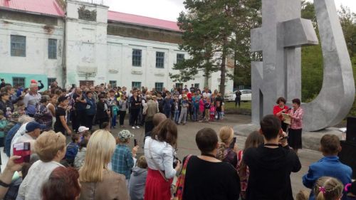 Вскрыть послание потомкам предписывалось в год столетия Великого Октября