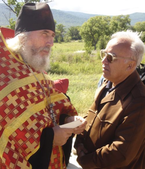 Алексей Зачеса (справа) со своим духовником отцом Сергием