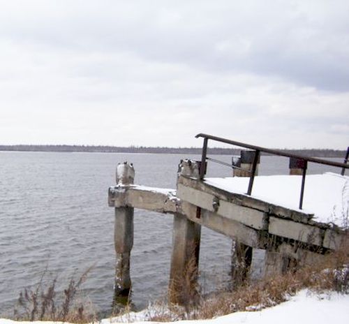 Все что осталось от прудового хозяйства.