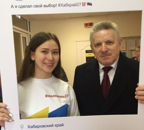 Селфи с Вячеславом Иванычем 18 марта. Фото пресс-службы губернатора