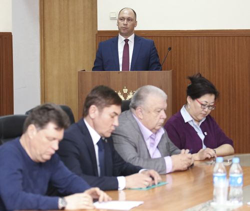 Андрей Горелов официально сложил с себя полномочия главы