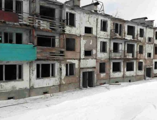 Берите и живите. Бывший военный городок с. Горное.