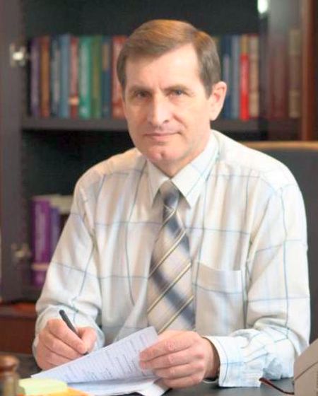 Председатель Сахалинского областного суда Михаил Король