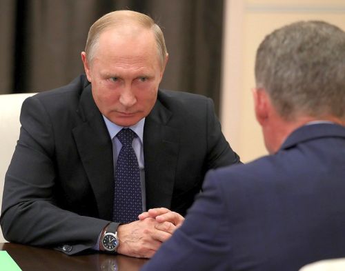 Рабочая встреча Владимира Путина с Олегом Кожемяко.