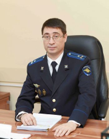 Начальник СО УТ МВД России по ДФО полковник юстиции Рафаил Усманов дал «казенную отписку» с указанием на то, что при производстве по уголовному делу №802068 нарушений норм УПК РФ не выявлено. 