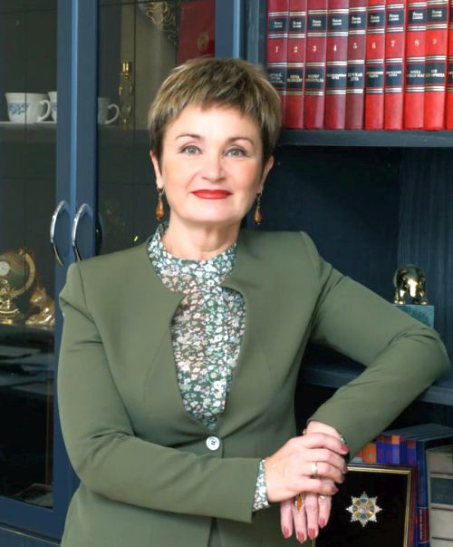 Как отреагирует руководитель ТФОМС ЕАО Ольга Писарева? Аппарат ФОМС увеличивает затраты на себя любимого, но экономя на всем остальном, получает солидный профицит (часть денег, собранных, но не израсходованных по прямому назначению)