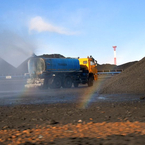 Губит людей не уголь...