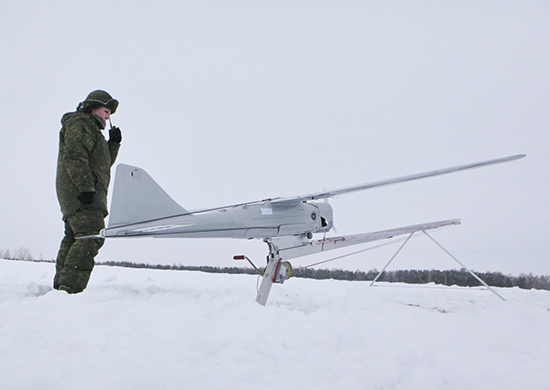 На Камчатке в ходе учения беспилотные летательные аппараты обнаружили морской десант условного противника и вели поиск морских целей
