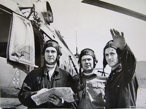 Бамовские вертолетчики. Фото из уникального архива Сергея Семеновича Балбашова. Оцифровано "Дебрями"