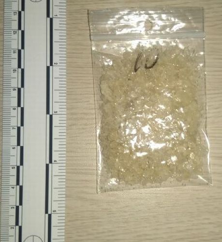 Для наркотика МДМА вес свыше трех граммов является крупным размером. Фото автора