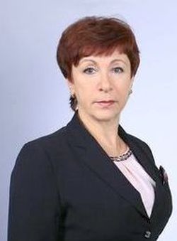 Инициатором отстранения от должности господина Лысковича выступила председатель городской думы ПКГО госпожа Монахова (на фото)