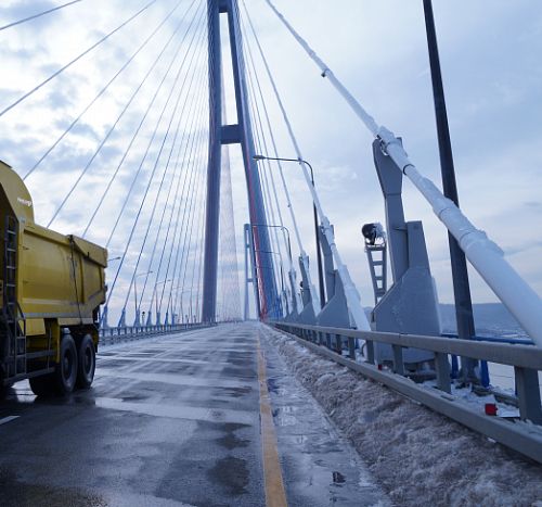 Мост на о. Русский