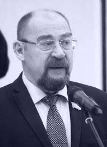 Владимир Членов