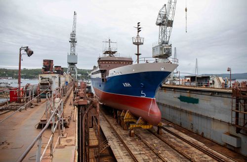 Судно-краболов «Аян»