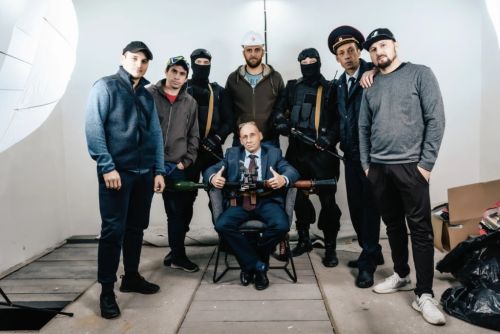 Актеры, сценаристы и съемочная группа BARRAKuda