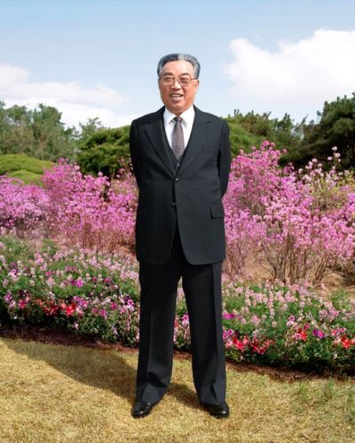 Великий вождь корейского народа Ким Ир Сен