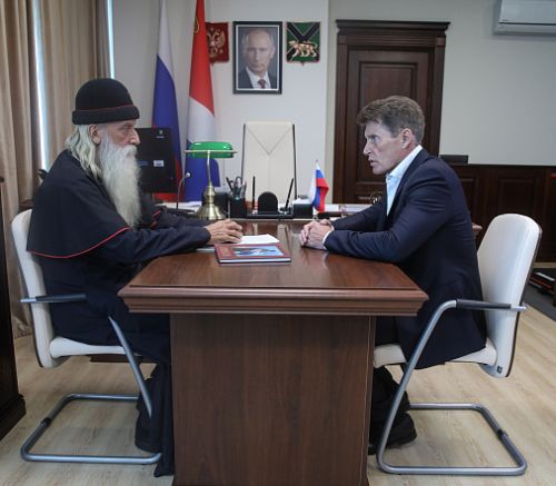 Губернатор Приморского края Олег Кожемяко провел встречу с митрополитом Московским и всея Руси, предстоятелем Русской Православной Старообрядческой церкви Корнилием