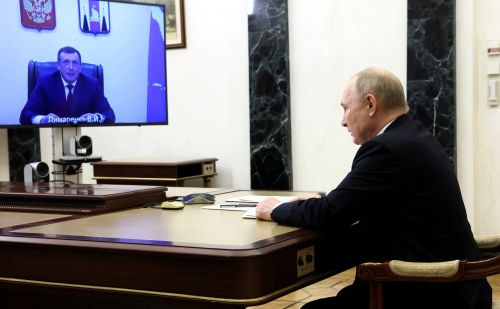 Встреча Владимира Путина с губернатором Сахалинской области Валерием Лимаренко.