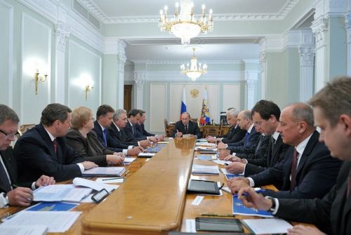 Совещание по вопросам реконструкции и модернизации Транссибирской железнодорожной магистрали. Фото пресс-службы Президента России