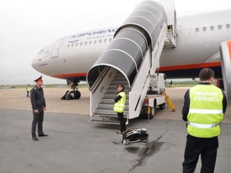 Рейс до Сайпана задержали на 1 час