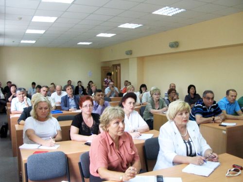 Штаб работает.