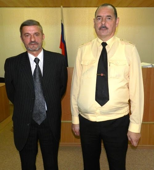 Контр-адмирала Игорь Дубков (справа) и мичман Сергей Мошинц