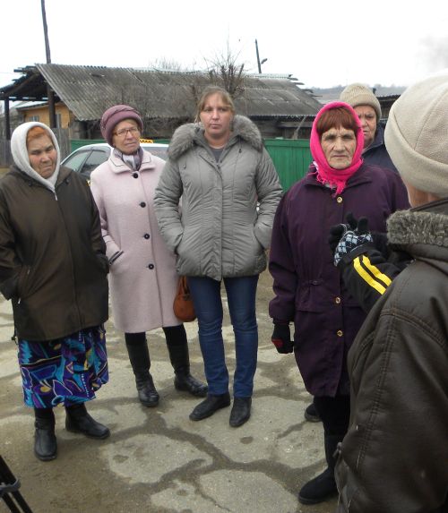 Вот уже 5 лет жители нескольких улиц села Биракан Облученского района бьются за возможность нормально жить