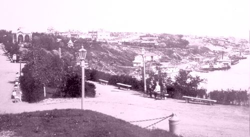 Старый Хабаровск: парк на набережной