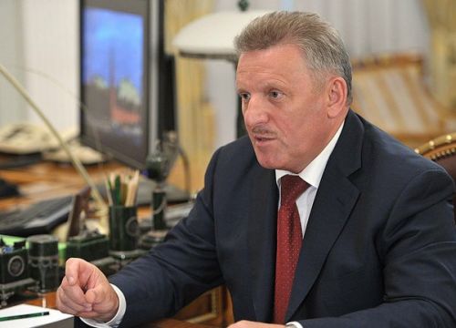 У губернатора же Хабаровского края Вячеслава Шпорта в этом «слоновом» индексе по ДФО - убедительное второе место