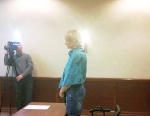 Ответчик Елена Колотовкина в судебном заседании Хабаровского краевого суда 17 февраля.