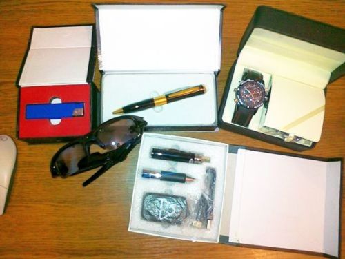 «Шпионский» арсенал, изъятый во Владивостоке.