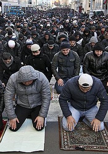 Приморский краевой суд призывает не расценивать свое решение как ограничение прав верующих. Фото: Сизов Артем /  Коммерсантъ