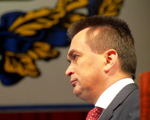 В. Миклушевский