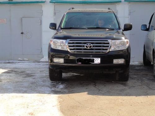 Служебная машина руководителя ГСУ Восточного-военного округа принадлежит «Дальспецстрою». Автор фото: ИА AmurMedia