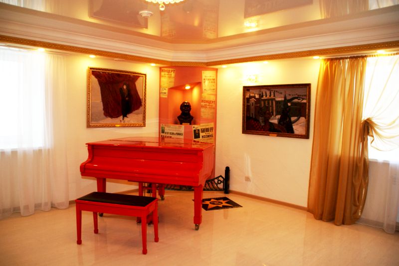 Обновленный музей-квартира В. Козина