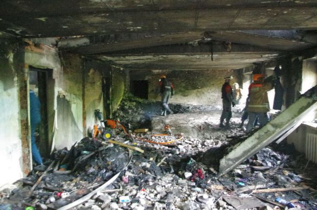 Квартиру обследуют мобильным диагностическим комплексом для оценки технического состояния зданий и сооружений «Струна»