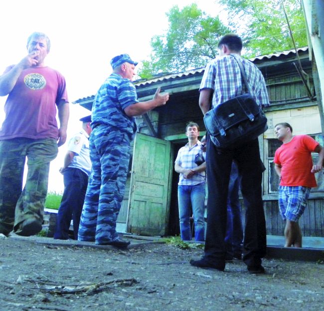 Братья Букринские стойко держали оборону, не подпуская никого к воротам