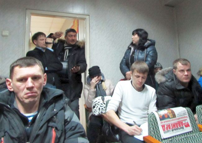 Работники КнААЗа рассказали об условиях труда на заводе.