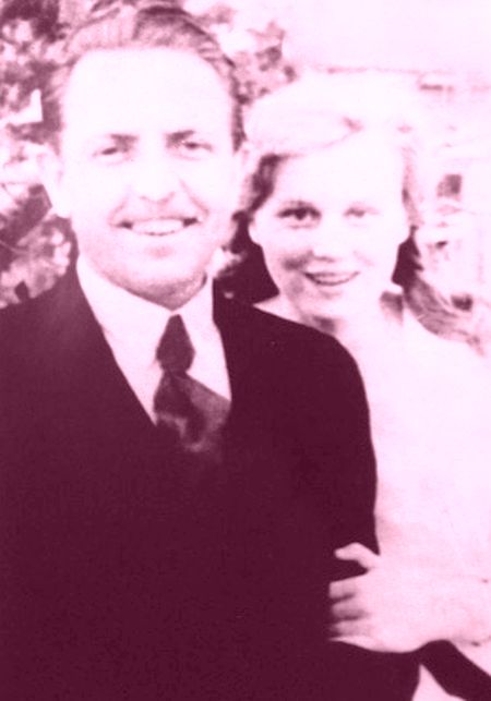 Сергей Феоктистов с женой Зинаидой Васильевной Феоктистовой (Пантюховой), 1939 год. Вместе по жизни,  казармам и гарнизонам